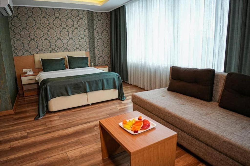 Park Square Hotel Трабзон Екстериор снимка