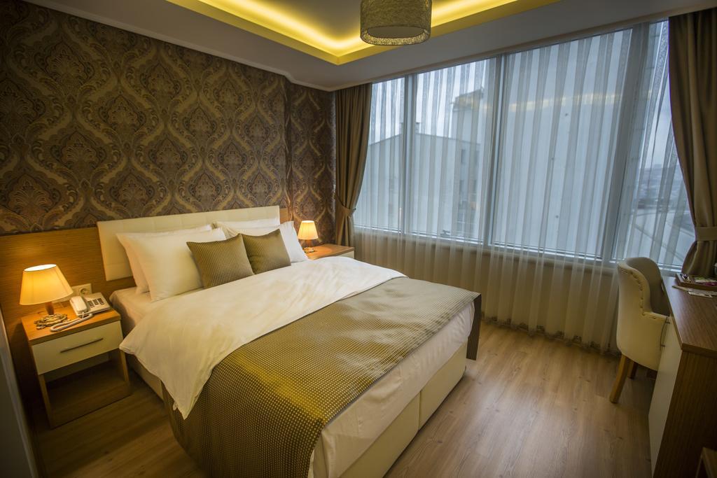 Park Square Hotel Трабзон Екстериор снимка